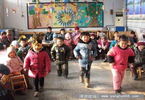 洋河实小幼儿园元旦活动丰富多彩