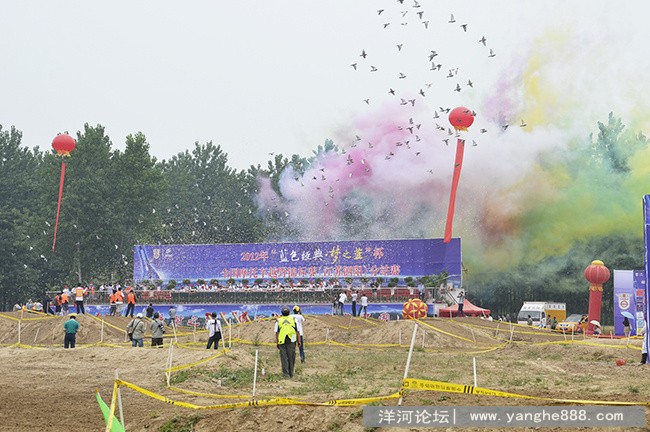 2012年“蓝色经典 梦之蓝”杯全国摩托车越野锦标赛（泗阳站）隆重开幕