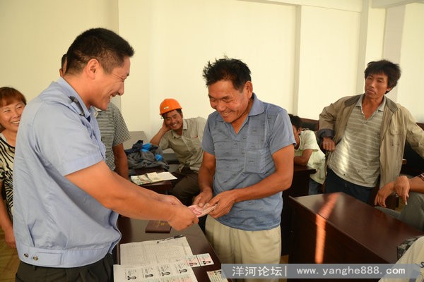 新城综合执法局追讨农民工工资9万元